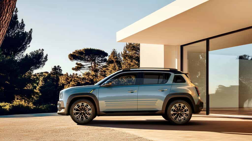 Avec, au choix, une batterie de 40 ou 52 kWh, la R4 E-Tech dispose d'une autonomie allant de 308 à 409 km WLTP. © Renault